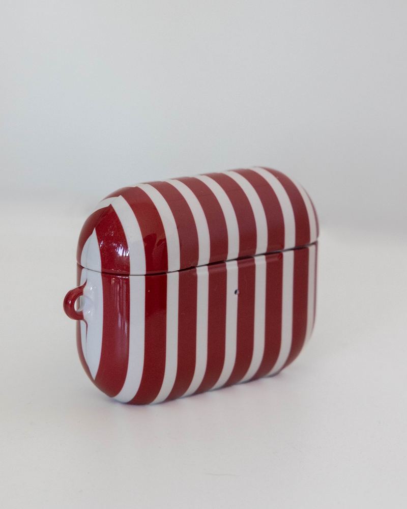 Etui na AirPods z graficznym wzorem