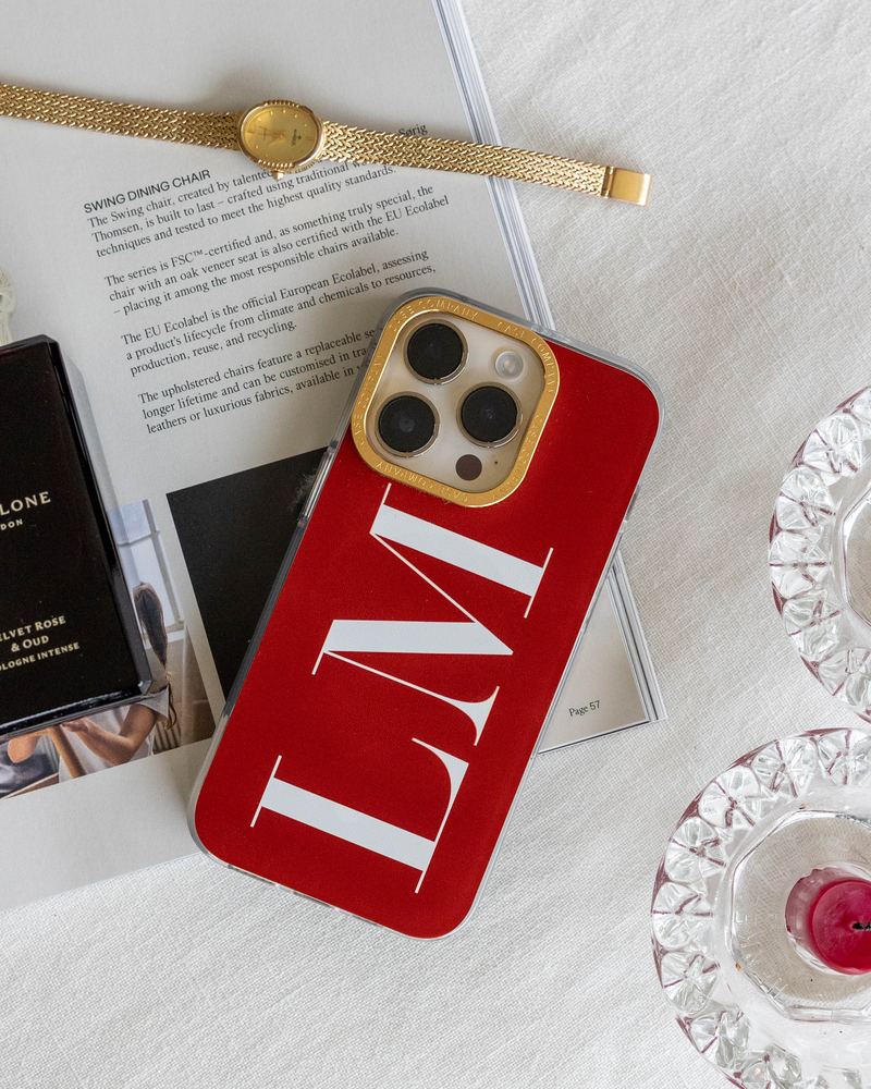Etui na telefon z modnymi wzorami